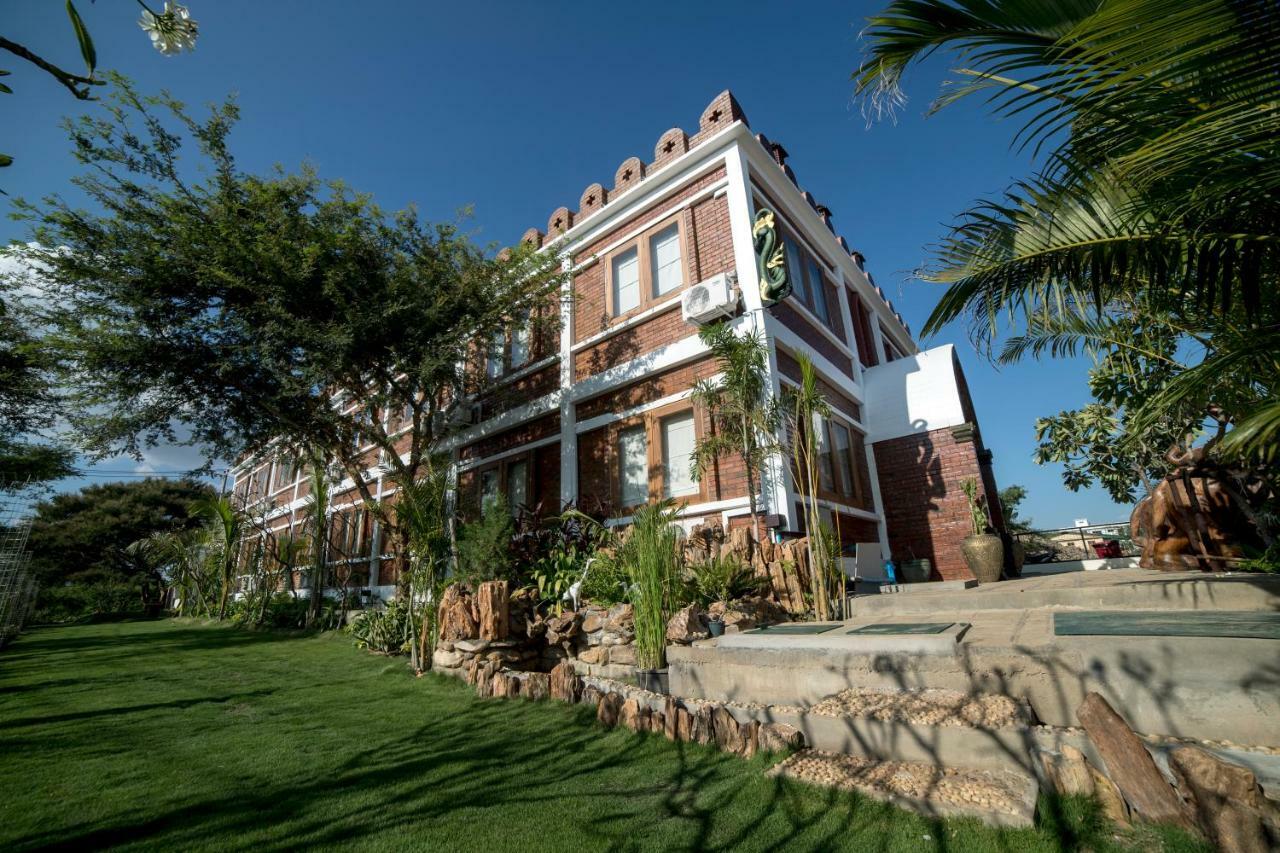Bagan Vertex Hotel Екстериор снимка